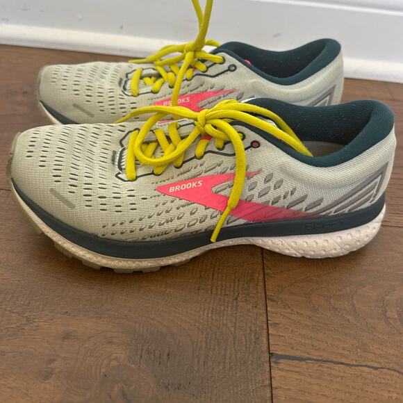 Brooks Ghost 13 Neutral Running Shoes Women's Size 7.5 Gray Pink Neon Laces - Picture 3 of 7
